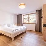 Huus123 *