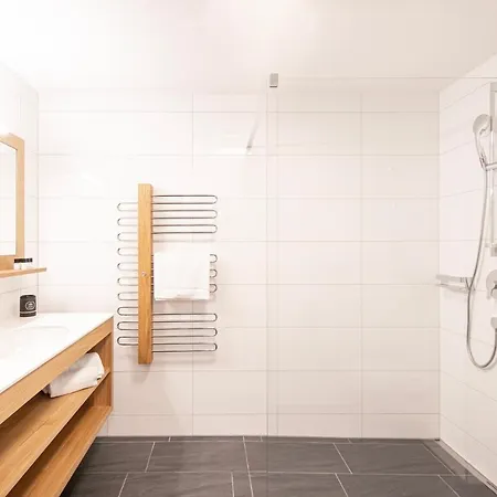 アパート Huus123 *