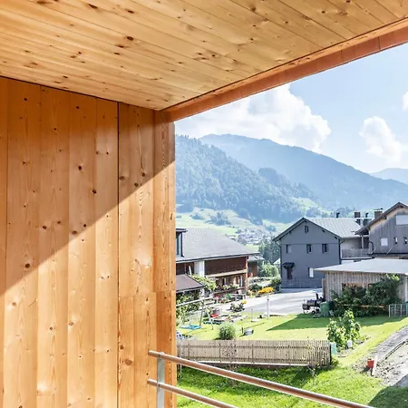 アパート Huus123